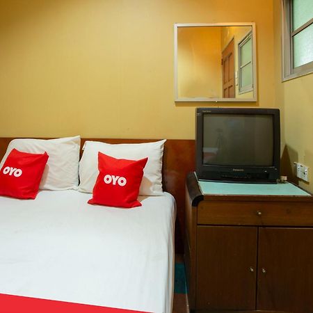 Spot On 90137 Casavilla Hotel Pudu Kuala Lumpur Exterior photo
