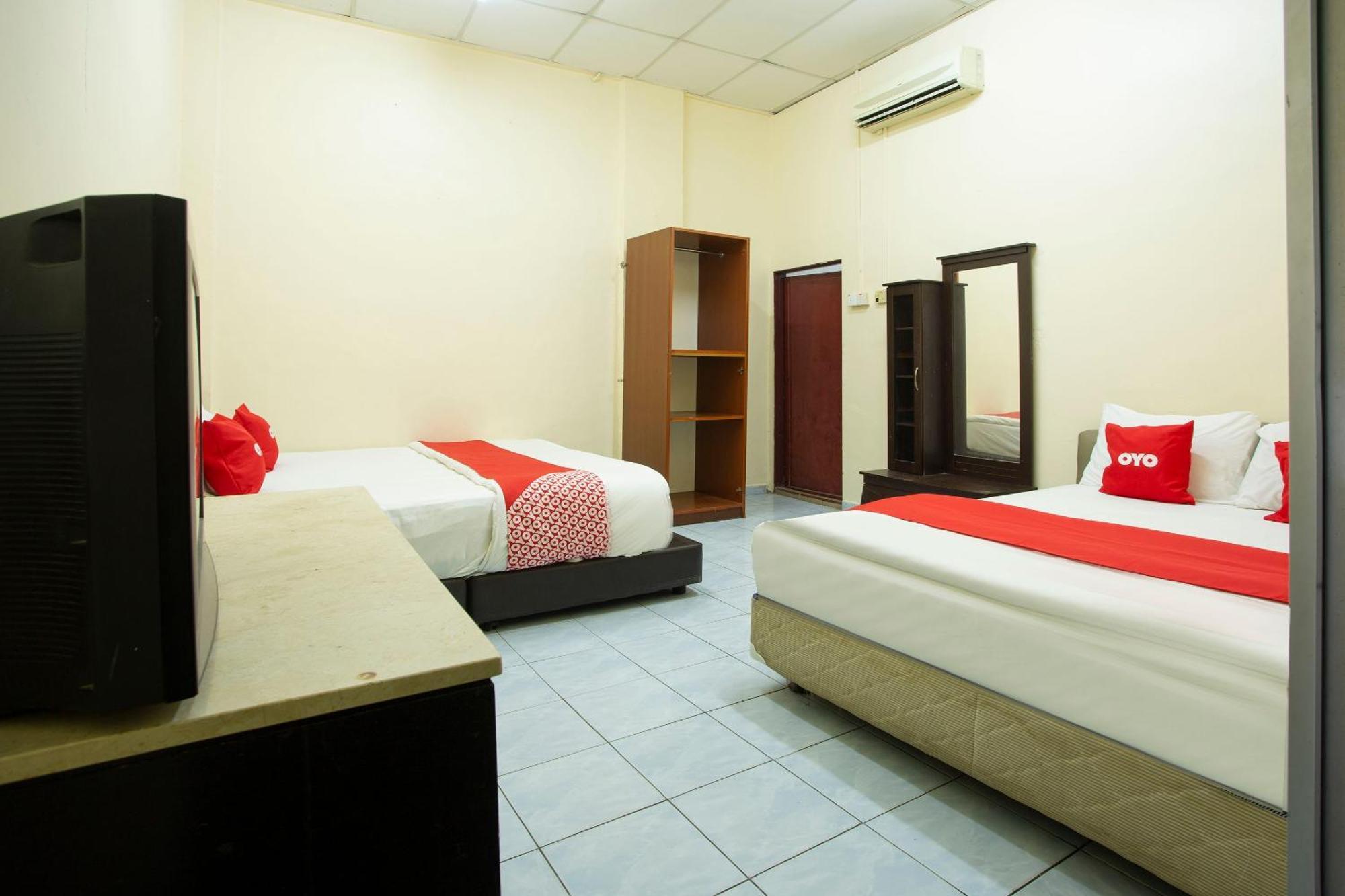 Spot On 90137 Casavilla Hotel Pudu Kuala Lumpur Exterior photo